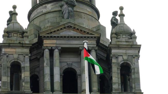 El ayuntamiento de Glasgow iza la bandera palestina